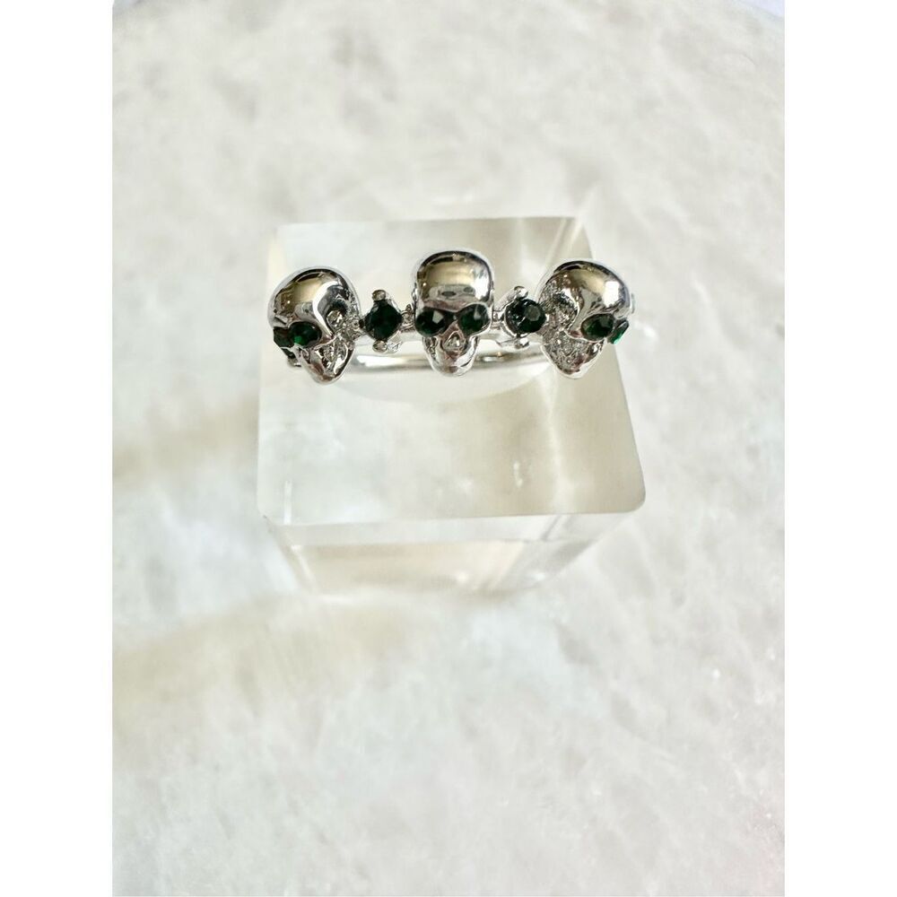  Halloween skull trio ring with dark Emerald Green cubic zirconia size 8